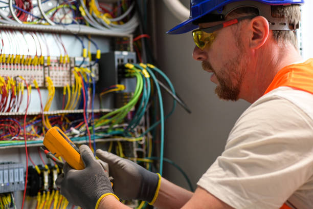 Best Local Electrician Companies  in Simsbury Center, CT